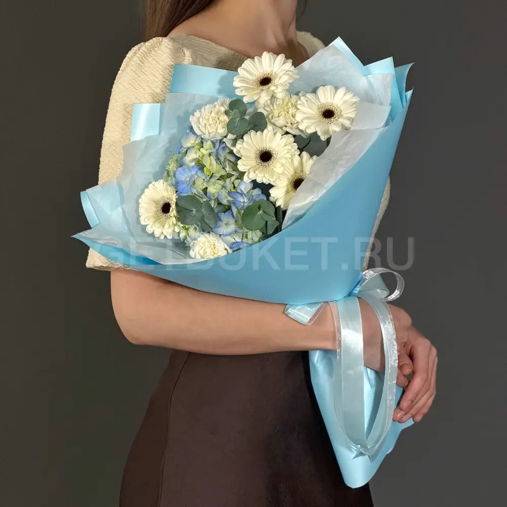 222783 Букет из гербер, гортензии и эвкалипта 