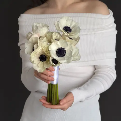 Букет невесты из анемонов