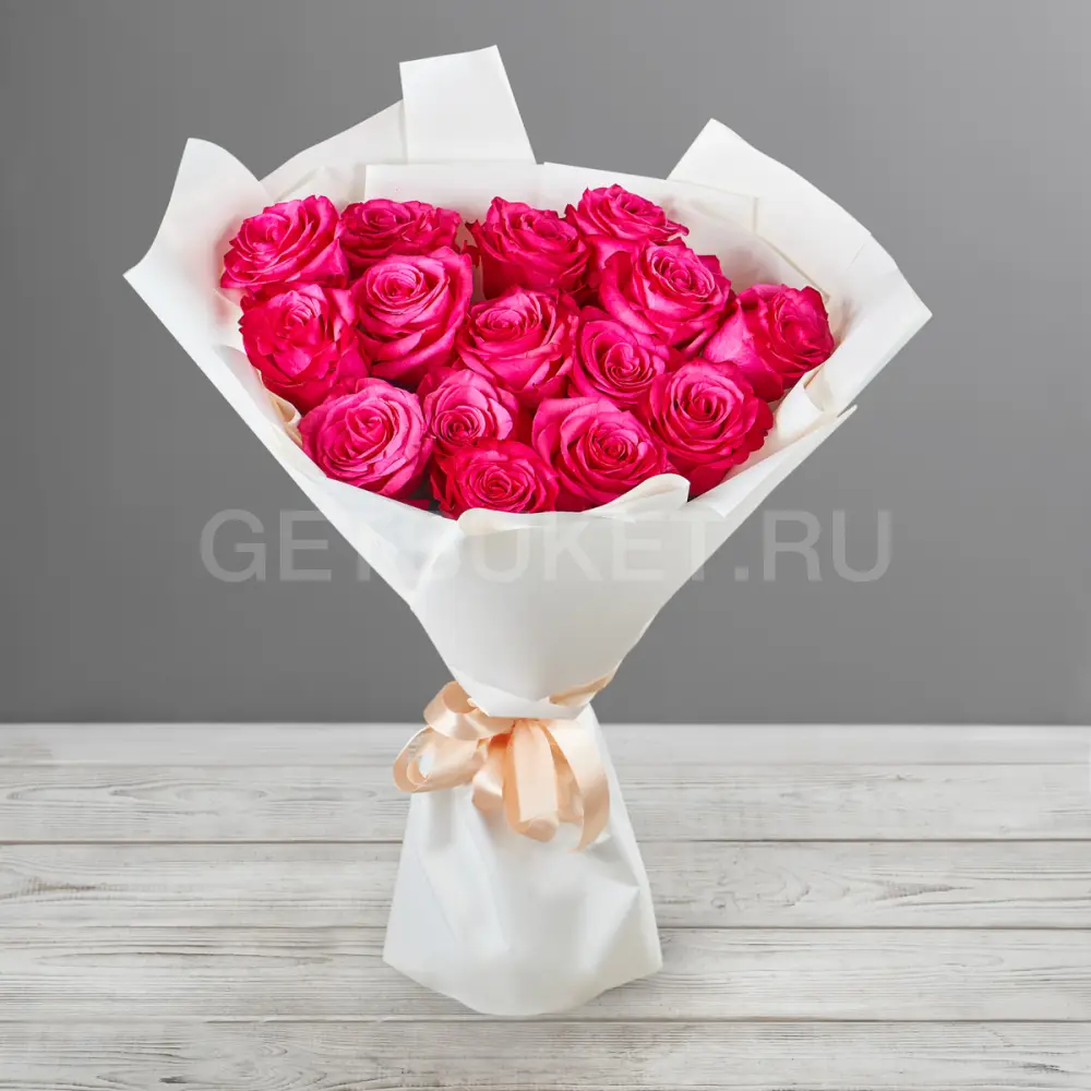 191925 Яркий букет из 15 малиновых роз