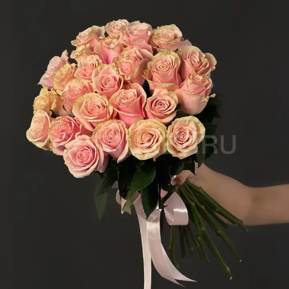 62942 Букет из 25 нежно-розовых роз
