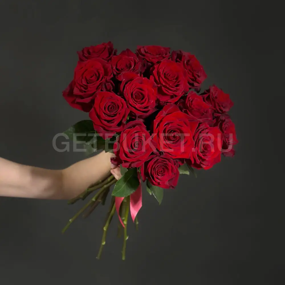 62929 Букет из 15 красных роз